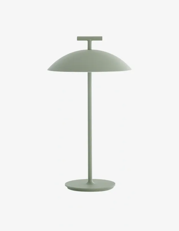 Kartell Mini Geen-A, lampada da tavolo a batteria Compra Oggi Stesso