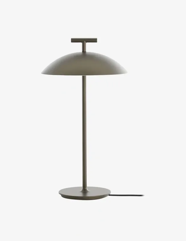 Offerta Kartell Mini Geen-A, lampada da tavolo ad alimentazione diretta