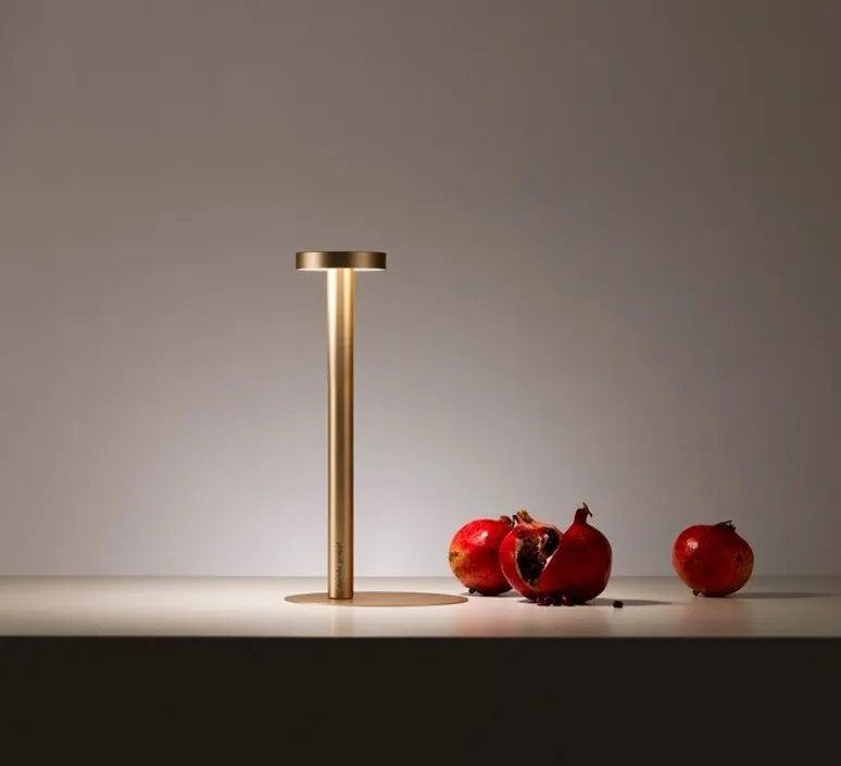 Compra Online Davide Groppi - Lampada da Tavolo TeTaTeT Matt Gold 1A03118