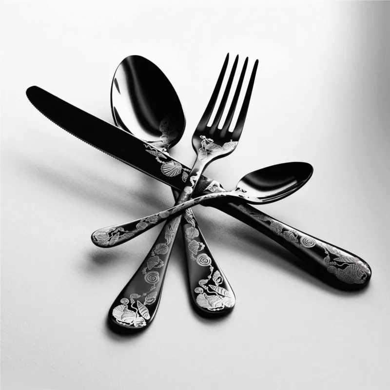 Consegna Rapida Servizio 51 pezzi vintage ice oro Vintage Oro nero in Acciaio Inossidabile, colore Nero Opaco, Lavorazione della supperficie con impiantazione di Titanio PVD MEPRA S.p.a.