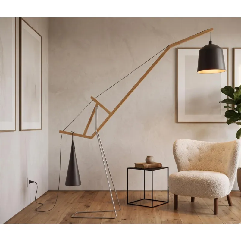 Lampada da Terra di Design Aust & Amelung A FLOOR LAMP Dimensioni 49x49x h 235 cm Peso 15 kg braccio in legno di frassino e acciaio verniciato BLACK RAL 9005 Covo Design Ultima Occasione