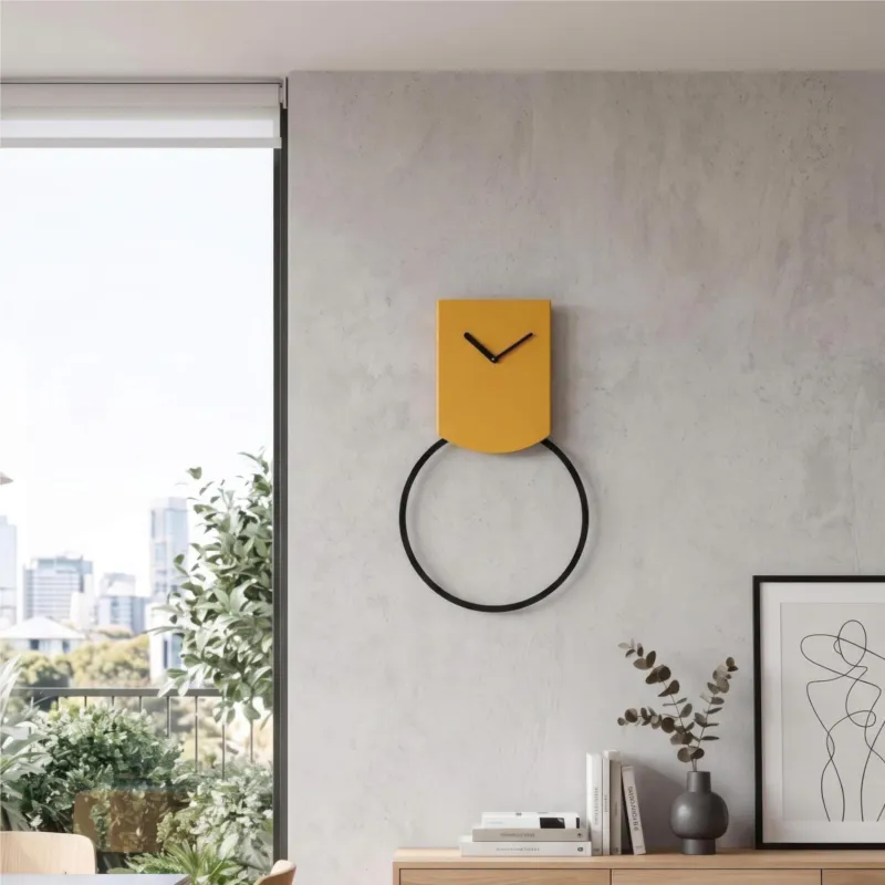 Soddisfatti O Rimborsati Orologio a Pendolo In Metallo Verniciato TOVI – Design nordico con movimento perpetuo acciaio verniciato 30×3,8× h 53 cm in Metallo verniciato colore Giallo RAL 1004 Covo Design