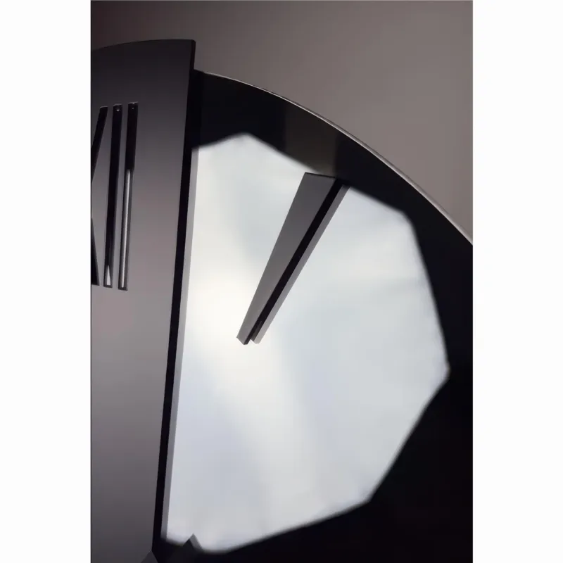 A Buon Prezzo Orologio Da Muro 80 cm Struttura, è uno specchio NERO FUME‘ VEGA BIG Diametro 80 cm lancette in metallo numeri colore NERO a rilievo , l‘orologio specchio Ceart