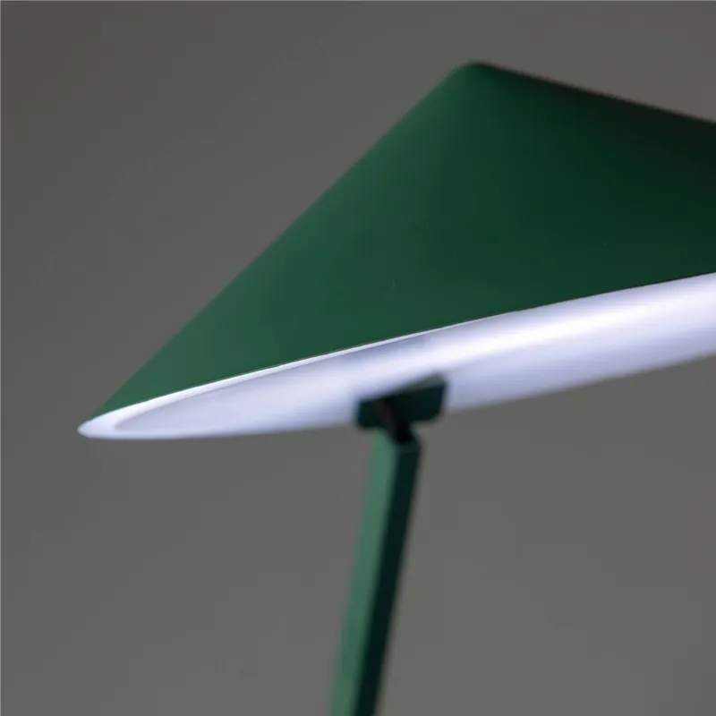 Lampada da Tavolo in Metallo GONG WORK Diametro 23x h 40 cm 1 lampadina LED 5W G9 colore verdone Vesta Prezzo Conveniente
