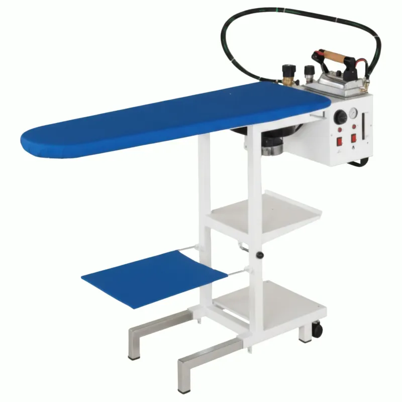 COMELUX C5 Tavolo da Stiro Professionale 5,0 Lt ideale Per Stirerie e Lavanderie con Caldaia e Ferro da 2,5 BAR Dimensioni da chiuso 139 x 47 x 44 cm ASPIRATORE TAPPETINO E APPOGGIAFERRO Comel Prezzo Scontato