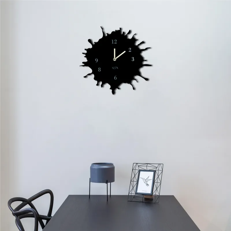 Offerta Lampo orologio da parete small skizzo nero, Diametro 33,5 cm peso 0,395 kg, spessore 5 mm Vesta