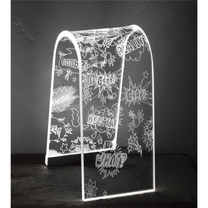 Prezzo Scontato Lampada da tavolo BIG ARC da tavolo Led C 19,5x13,5xh28 cm 24 Volt 2,5 W 18W/Mt- 6.000 K in plexiglas inciso acrilico trasparente Vesta