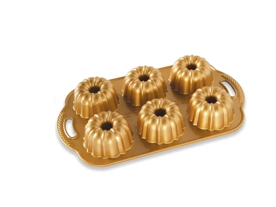 Offerta Stampini anniversario gold nordic ware 21,8 x 32,8 x 5,1 cm