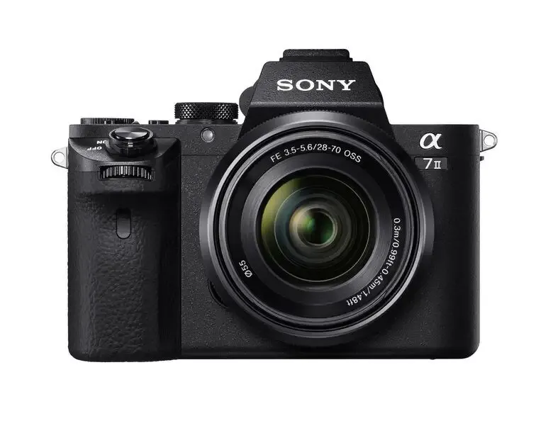 Ordina Subito Sony α Alpha 7 II, fotocamera mirrorless con obiettivo 28-70mm, attacco E, sensore full-frame, 24.3 MP