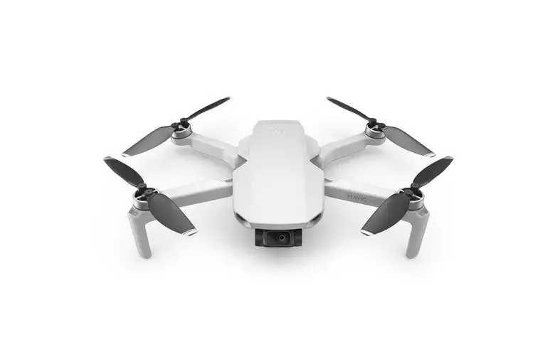 Sconto DJI Mavic Mini Fly More Combo Drone 4 rotori Quadrirotore 12 MP 2720 x 1530 Pixel 2400 mAh Nero, Bianco