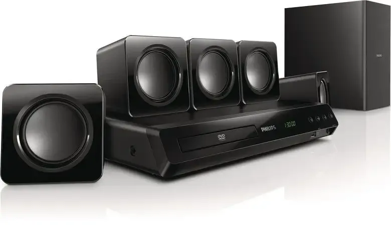 Ultime Pezzi Philips Home Theater 5.1 con DVD HTD3510/12
