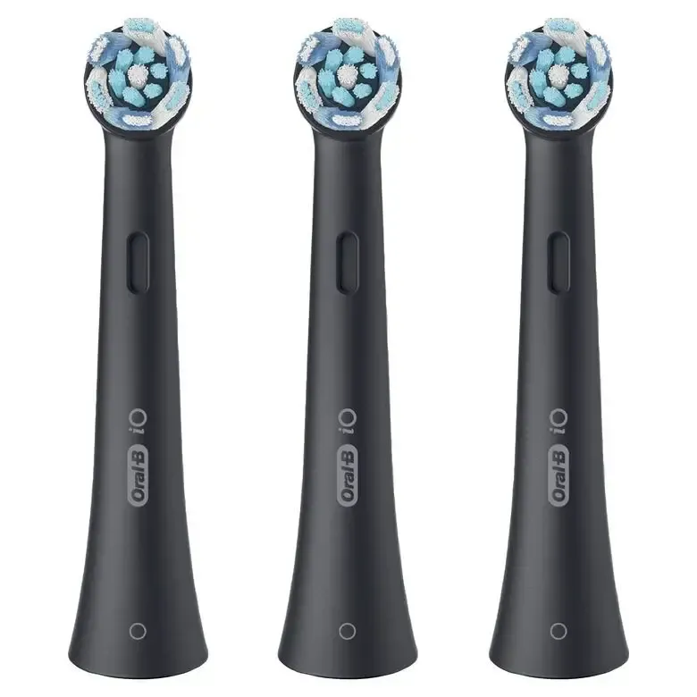 Saldi Oral-B Testine di Ricambio iO Series Ultimate Clean Black, testine rotonde di ricambio originali, con setole CrissCross per pulizia e rimozione della placca avanzate e in profondità, 3