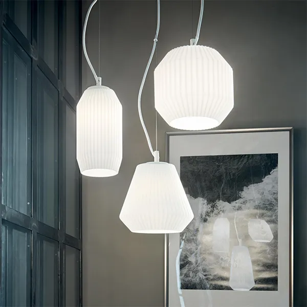 Origami lampadario bianco soffiato 3 luci Sconto