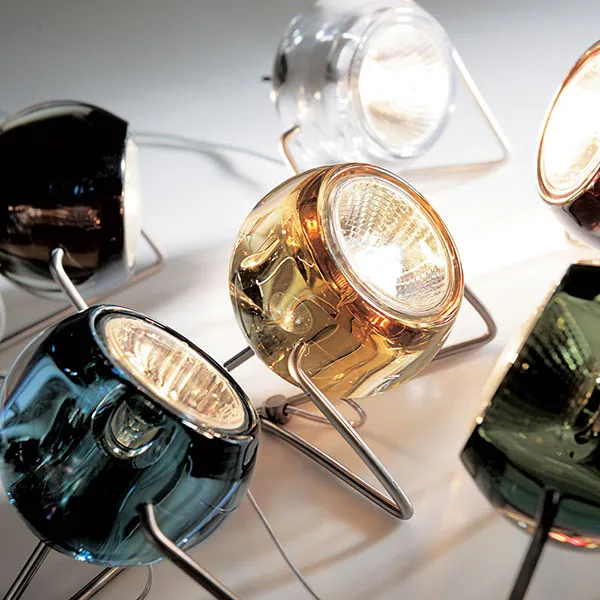 Must-Have Beluga Colour D57 lampada da tavolo