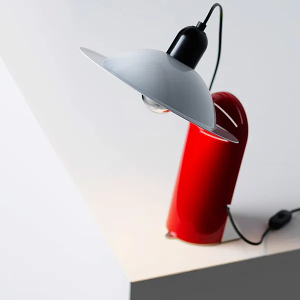 Lampiatta lampada da tavolo di design Ultima Occasione
