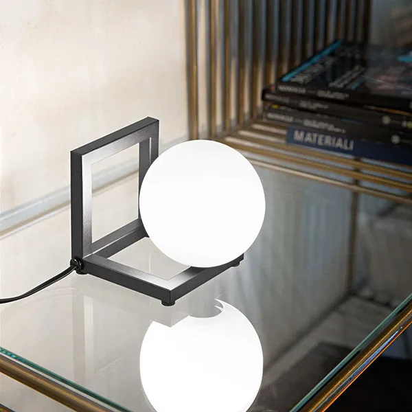 Angolo lampada da tavolo di design Pagamento Sicuro
