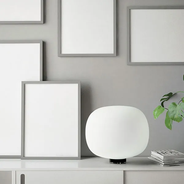 Compra Adesso Bombo lampada da tavolo minimal